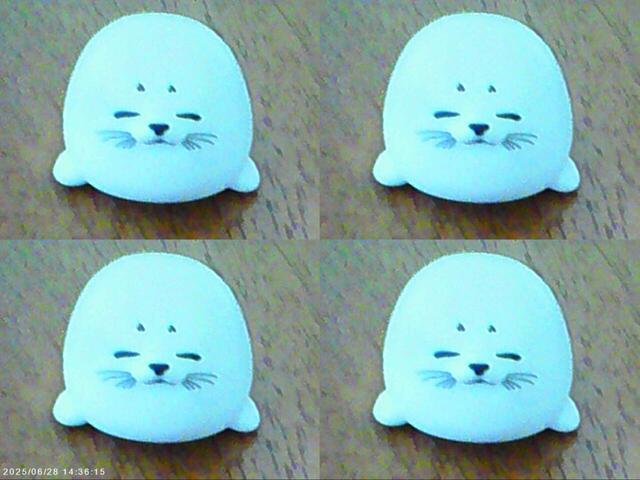 【3COINS ミニトイカメラ】フィルターは24種類あって、どれも面白いです