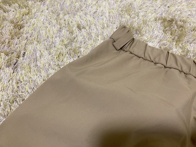 【ワークマン イナレムライトウォームパンツ】腰はゴム入りです