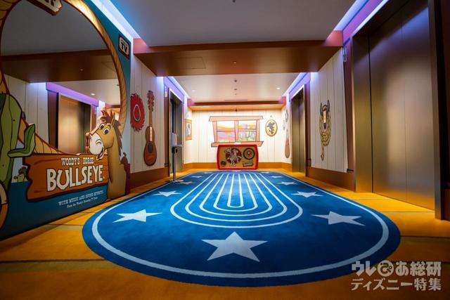 東京ディズニーリゾート・トイ・ストーリーホテル「エレベーターホール」