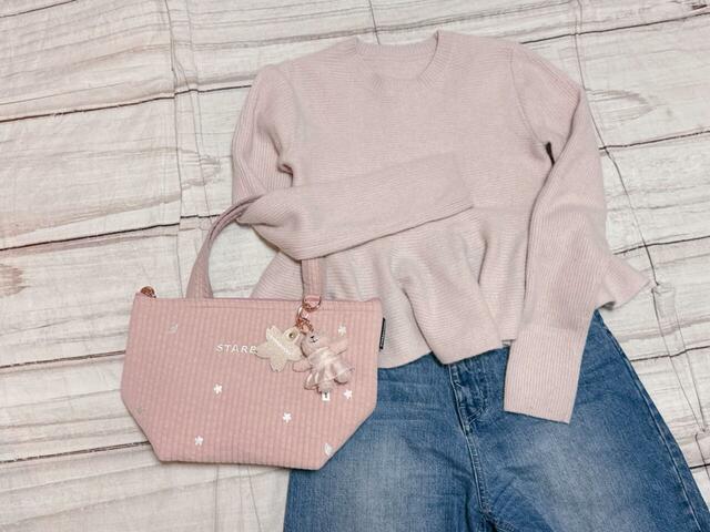 スタバの大人可愛い桜グッズで春を先取りコーデ♪