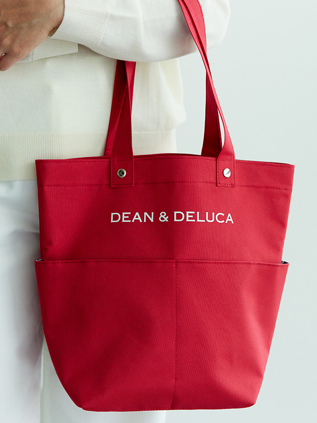 トートバッグは簡易保冷機能を備えています【DEAN & DELUCA「冬の福袋 2027」】