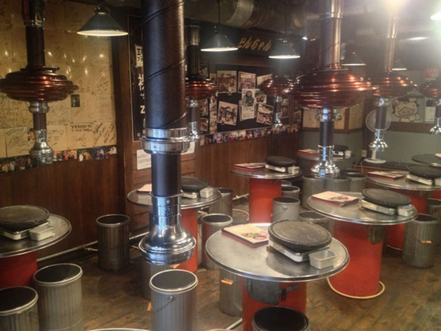 都内「豚肉」がうまい店／とんちゃん 新宿本店（新宿）　内観