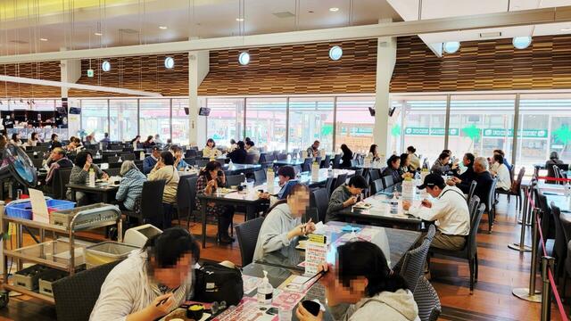 【こんにゃくパーク】こんにゃくバイキング試食エリア　