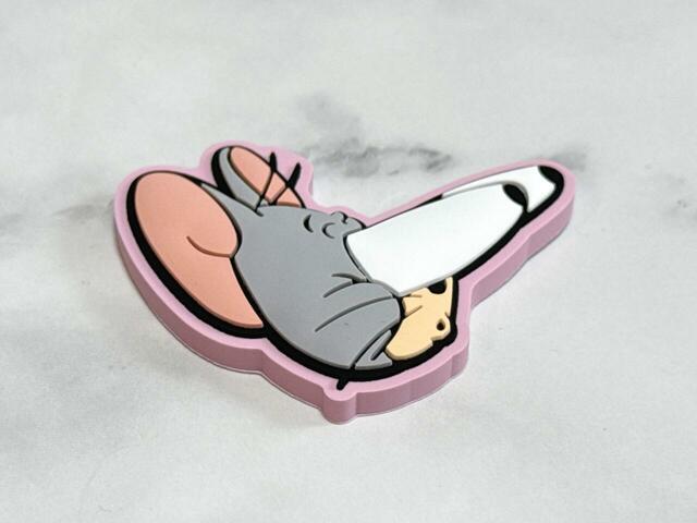 【一番くじ トムとジェリー】I賞 Funny Faceラバーマグネット：サイズは約5cm。ラバー素材ならではのぷくっとした立体感がかわいく、目が飛び出したコミカルな表情もたまりません♪