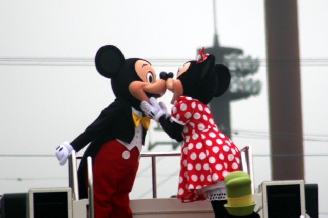 ミッキーマウス ミニーマウス – “東京ディズニーリゾート”スペシャルパレード 静岡県御殿場市