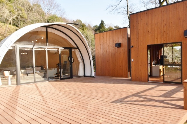 ベッドルームとキッチン、バス・トイレは別