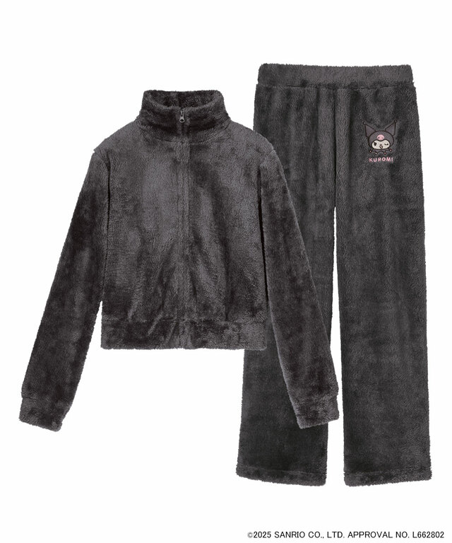 【aimerfeel（エメフィール）】クロミ フリース上下セット（チャコールグレー）／S・M・L／8,580円（税込）