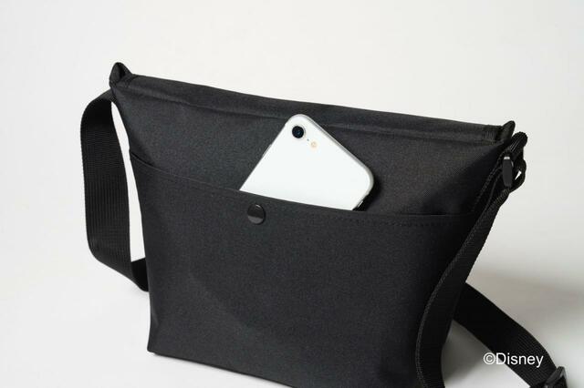 Disneyland Paris ショルダーバッグ　3,069円(税込)
