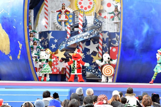 サンタのマジカル・サプライズ｜ユニバーサル・ワンダー・クリスマス｜ユニバーサル・スタジオ・ジャパン