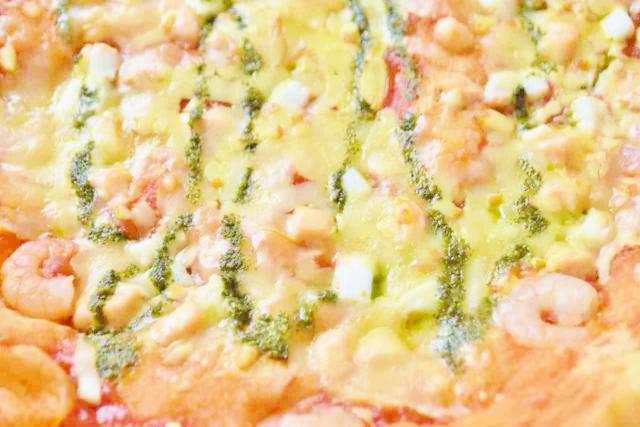 オレンジの角切りがスモークチーズ。