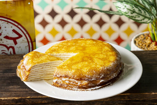 「ミルクレープ」<期間:2025年7月1日~8月31日>【【ヒルトン東京お台場】懐かしの味でタイムトリップ!日本のノスタルジックメニューが揃うサマーグルメフェア開催!】