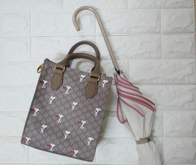 ファッションセンターしまむら『PEANUTS（ピーナッツ）』シリーズ『総柄スクエア2WAYショルダーバッグ』