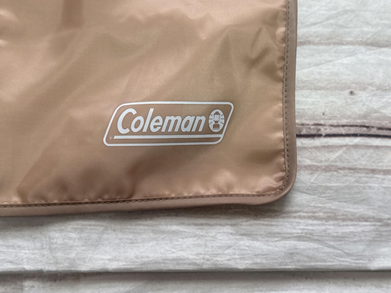 雑誌付録】Colemanの「ホットマット」がめちゃ便利！毎日の必需品に 