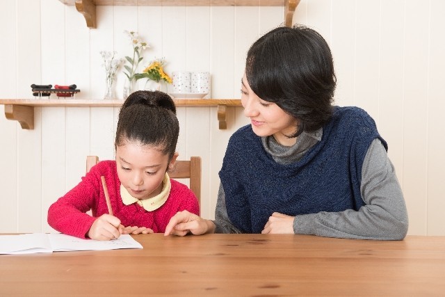 子供に文字を教えるとき 絶対にやってはいけない指導法５ 1 4 ハピママ