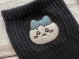 クオリティの高い刺繍。ハチワレのかわいさがしっかり再現されていますね♪【GU（ジーユー）ソックス Chiikawa】