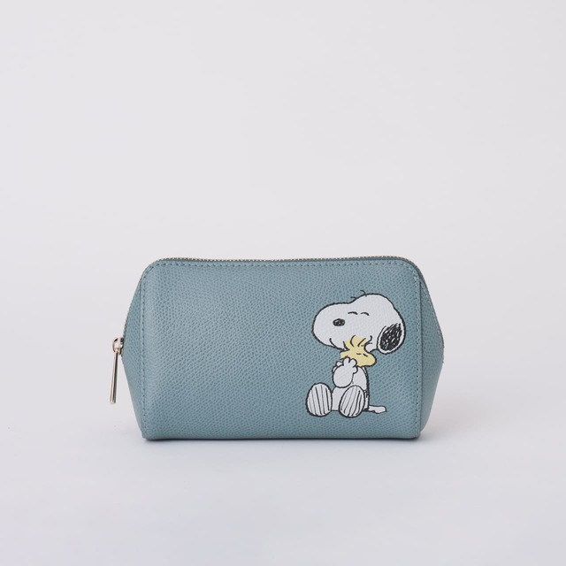 【PEANUTS×FURLA】「フルラ カメリア M コスメティック ケース」¥20,900(税込み)、W14.5 x H9 x D4.5cm(全1色)
