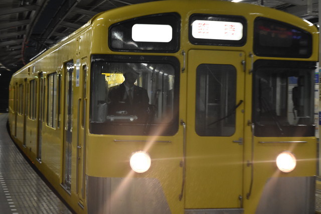 ミステリービアトレイン2015／飲み放題の会場となる、通勤型2000系車両