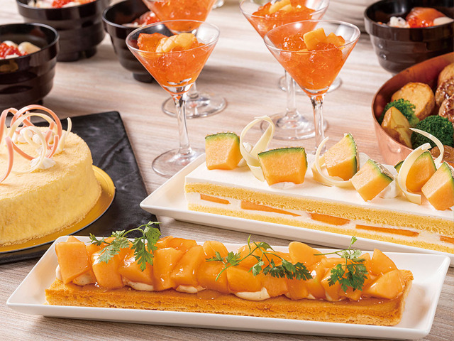 「​​​メロンスイーツ」＜期間：2026年7月17日～9月13日＞【蟹もメロンスイーツも食べ放題！東京ベイ舞浜ホテルで「おいしい北海道ディナービュッフェ」を開催！】