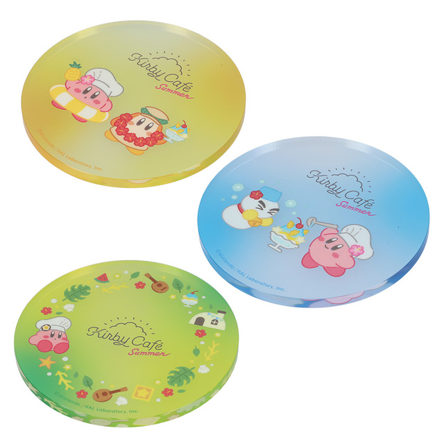 「カービィカフェ Summer クリアコースター イエロー/ブルー/グリーン」＜価格：935円(税込)＞【【星のカービィ】『カービィカフェ』に夏メニュー登場！パイナップルもハンバーガーもジューシーで爽やか♪】