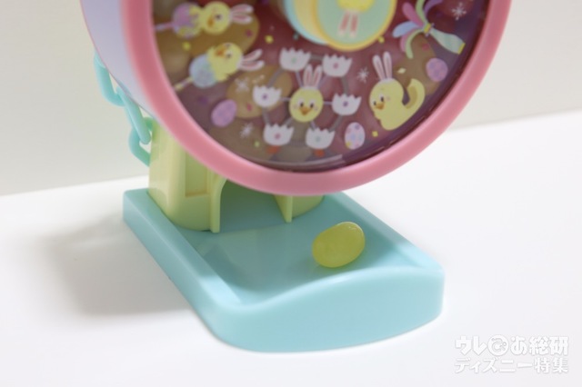 お菓子はひとつずつ取り出せます