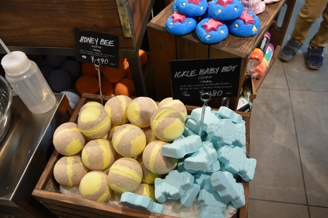 子供も喜びそうなロボット型