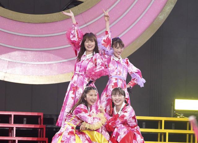 ももいろクローバーZ「ももクロ 春の一大事2022 ~笑顔のチカラ つなげるオモイ in 楢葉・広野・浪江 三町合同大会~」 撮影:増田慶