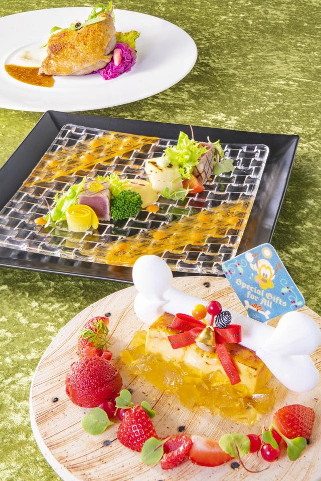 ディズニーアンバサダーホテル「エンパイア・グリル」“ディズニー・クリスマス”　エンパイア・グリル・ランチ