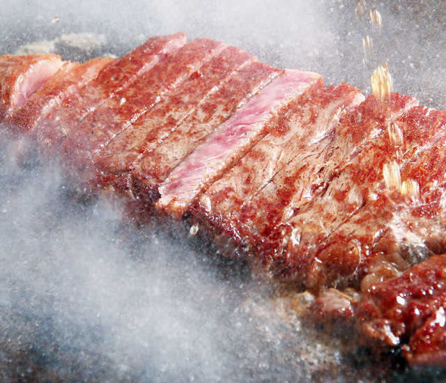 【王子公園】大栄　神戸ビーフのサーロインステーキ200g 6,000円〜