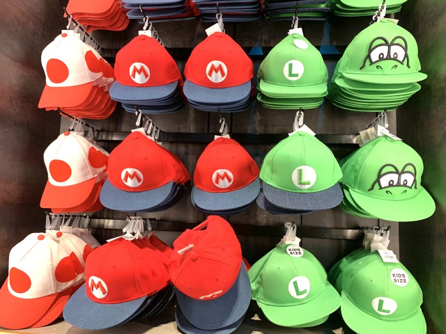 テーマパークにくると被り物が欲しくなるよね