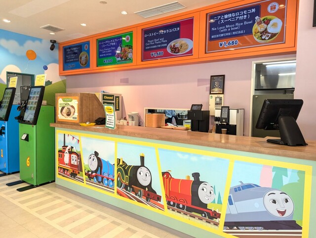 【富士急ハイランド・トーマスランド】内装がリニューアルされた「トーマスレストラン」