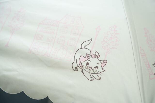 マリー おしゃれキャット 折りたたみ傘 晴雨兼用 カラビナ付き SHINY DAY 4,000円