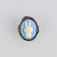 【フラワーミッフィー】「Flower Miffy カメオ風ブローチ」ミッフィー　3,190円／W33×H39×D4mm