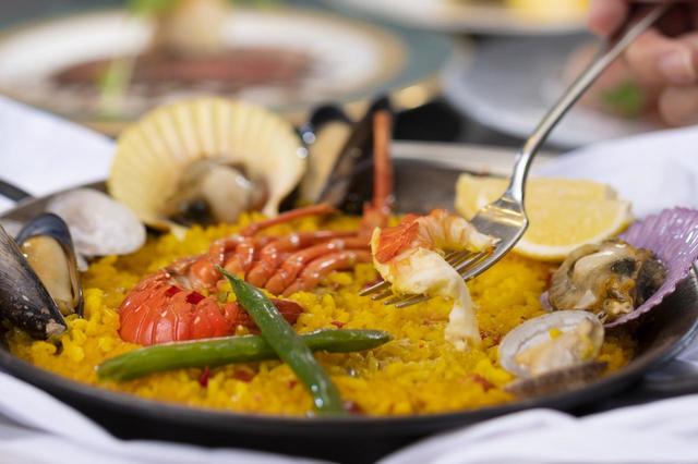 スペイン風コース料理 - 志摩スペイン村 ホテル志摩スペイン村