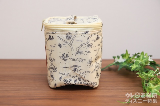 宝島社『steady. 2021年5月号』|特別付録「くまのプーさんランチにちょうどいい大きさの保冷バッグ&ペットボトルホルダー」