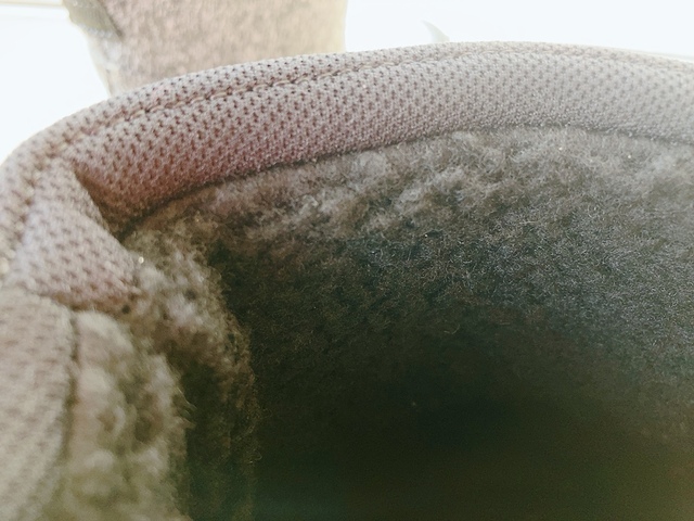 【ワークマン ウィンターライトブーツ】ブーツの内側にもふわふわのボアが！