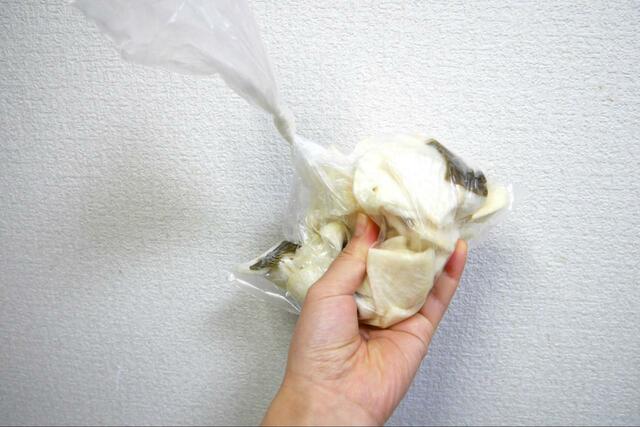 【セリア パカッと！調理用袋】使用温度は－30～100℃