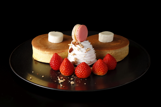 新あまおうパンケーキ　￥2,800