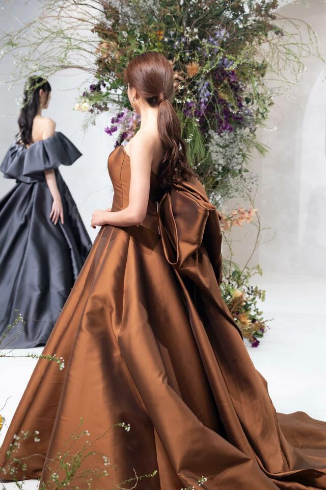 「ST」新作ウェディングドレス