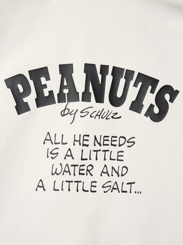 コーチジャケット ¥5,990|ユニクロ UT「ピーナッツ」コレクション