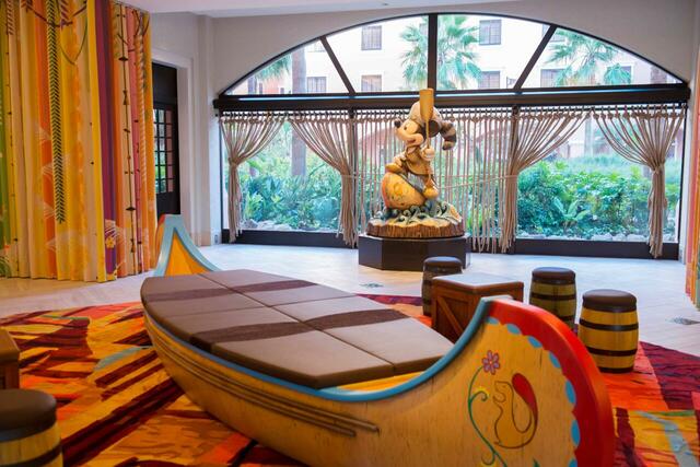 東京ディズニーセレブレーションホテル ディスカバー(ロビー)