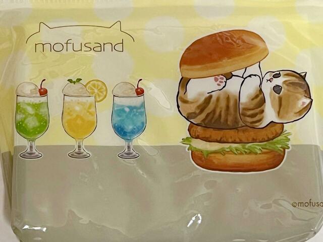 【Seria（セリア）】ハンバーガーに挟まれてしまった？にゃんこがたまりません♪