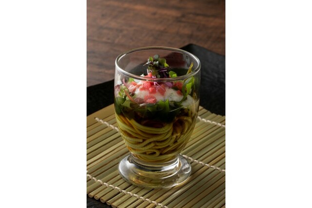 PREMIUM BUFFET店舗限定「海藻とろろそばパフェ」【すたみな太郎「すたみな、春が大渋滞フェア！」】