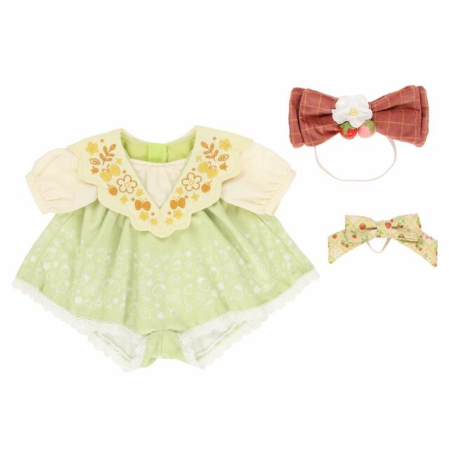 ぬいぐるみコスチューム 5,400円｜東京ディズニーリゾート「ダッフィー＆フレンズのハートフェルト・ストロベリーギフト」スペシャルグッズ｜販売店舗：東京ディズニーシー「マクダックス・デパートメントストア」｜発売日：2024年1月15日（月）