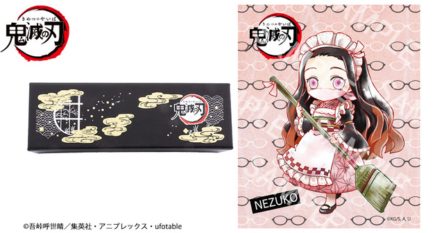 付属品は描き起こしミニキャラクターのフルカラー眼鏡拭き、オリジナル眼鏡ケース