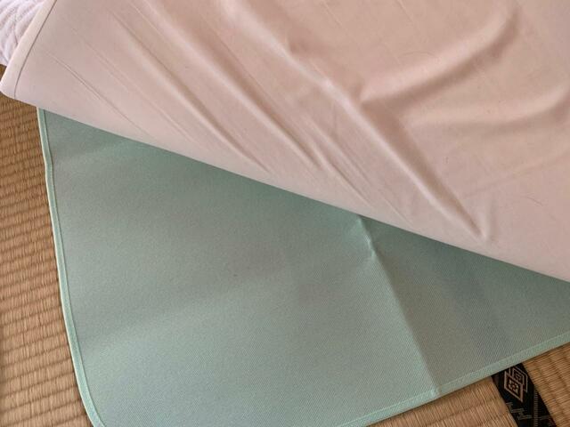 【ニトリ 除湿シート シングル】布団からはみ出ずに使用できる