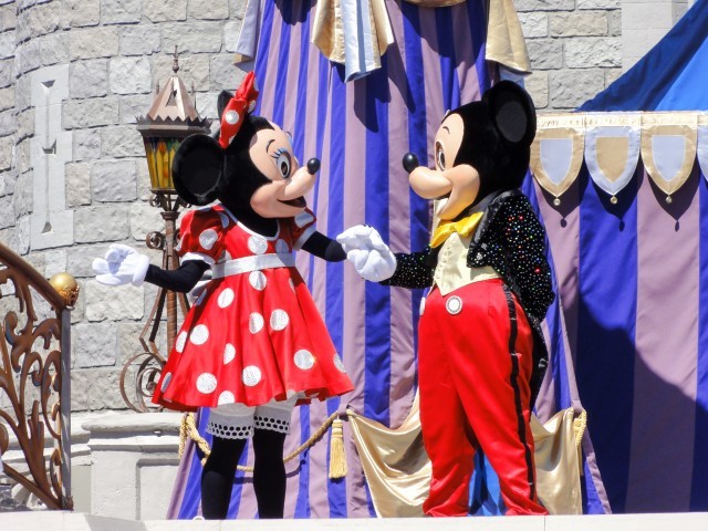 ドリーム・アロング・ウィズ・ミッキーのミッキーとミニー 