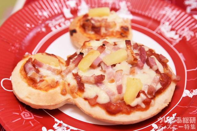 ピザ（ベーコン＆パイナップル）｜東京ディズニーリゾート・フローズンセレクション