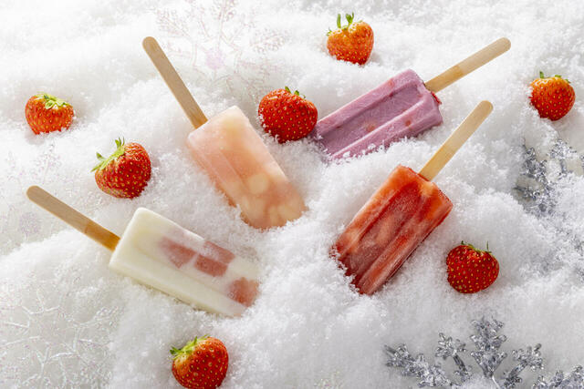 「アイスキャンディー」＜期間：2025年12月26日～2026年3月11日＞【【ヒルトン名古屋】年末年始はズワイガニ・マグロ・サーモン・エビ食べ放題！地中海グルメで彩る冬のビュッフェ開催！】