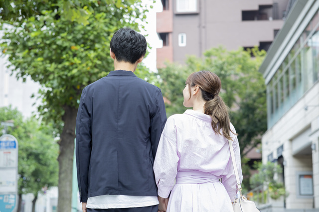付き合う気ゼロ 女性をキープしたがる男 の見抜き方 対策 1 2 Mimot ミモット 付き合う気ゼロ 女性をキープしたがる男 の見抜き方 対策 1 2 Mimot ミモット
