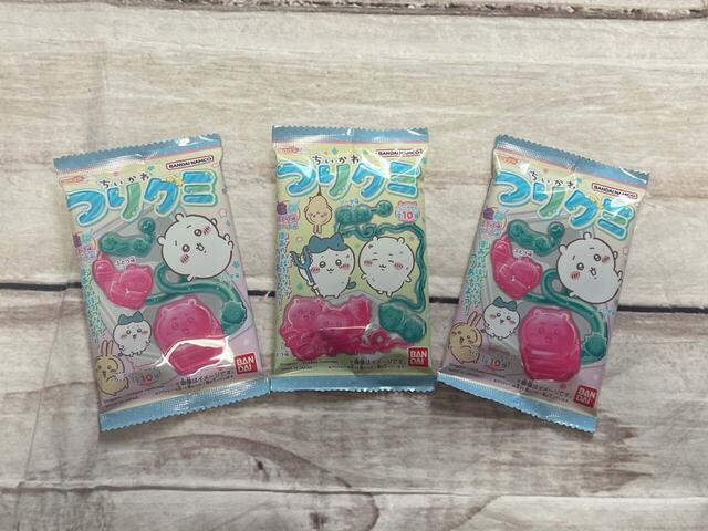 2024年9月30日に発売した「ちいかわ　つりグミ」／各税込86円